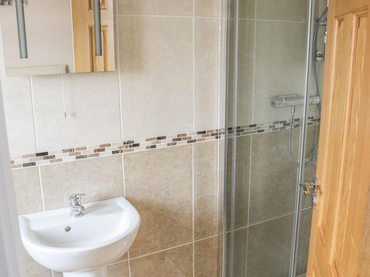 فيلا Lakeview Lettermore المظهر الخارجي الصورة